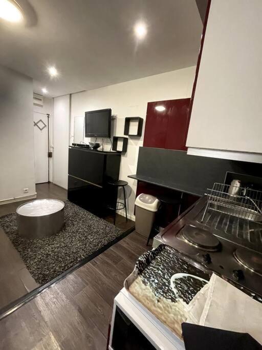 Magnifique Studio Champs-Elysee Apartment Paris Exterior foto