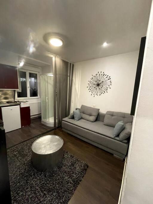 Magnifique Studio Champs-Elysee Apartment Paris Exterior foto